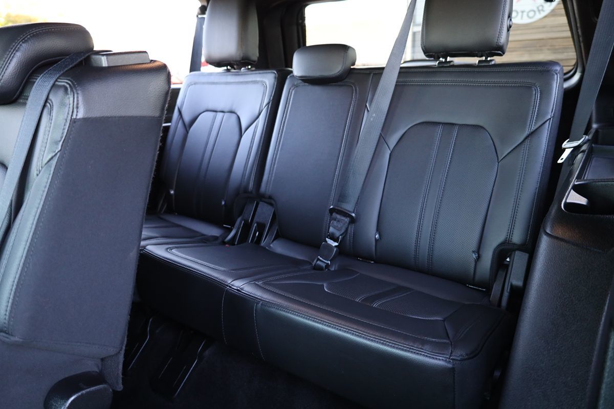 2020 Ford Expedition MAX Limited photo 14