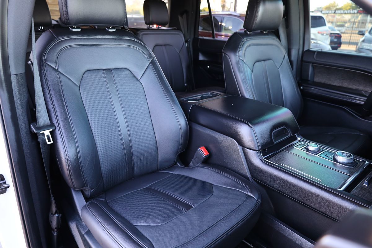 2020 Ford Expedition MAX Limited photo 23