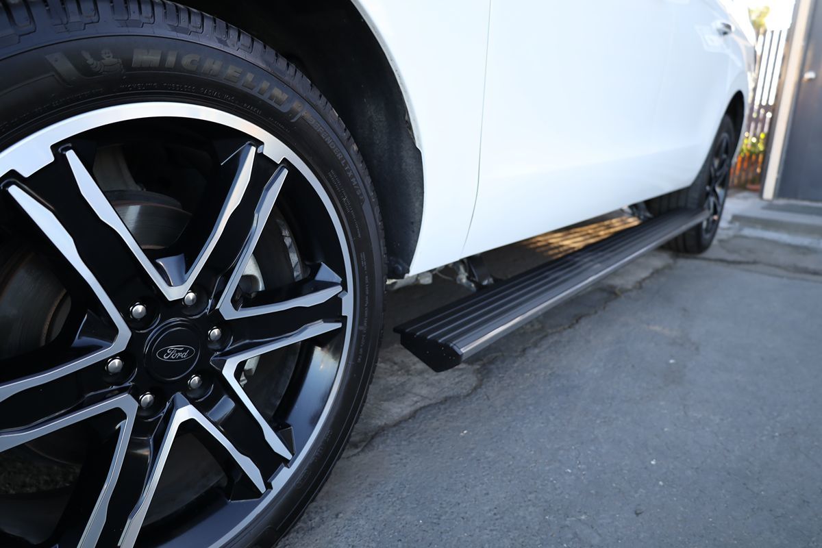 2020 Ford Expedition MAX Limited photo 44