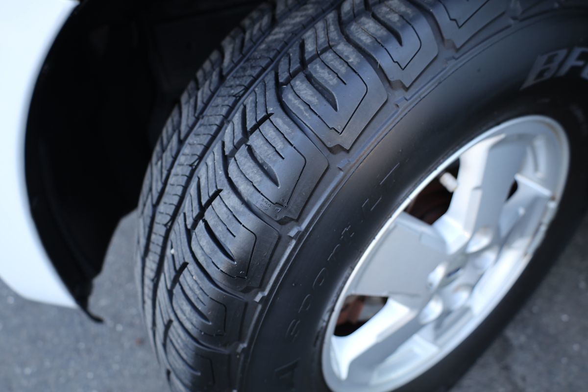 2010 Ford Escape XLT photo 18