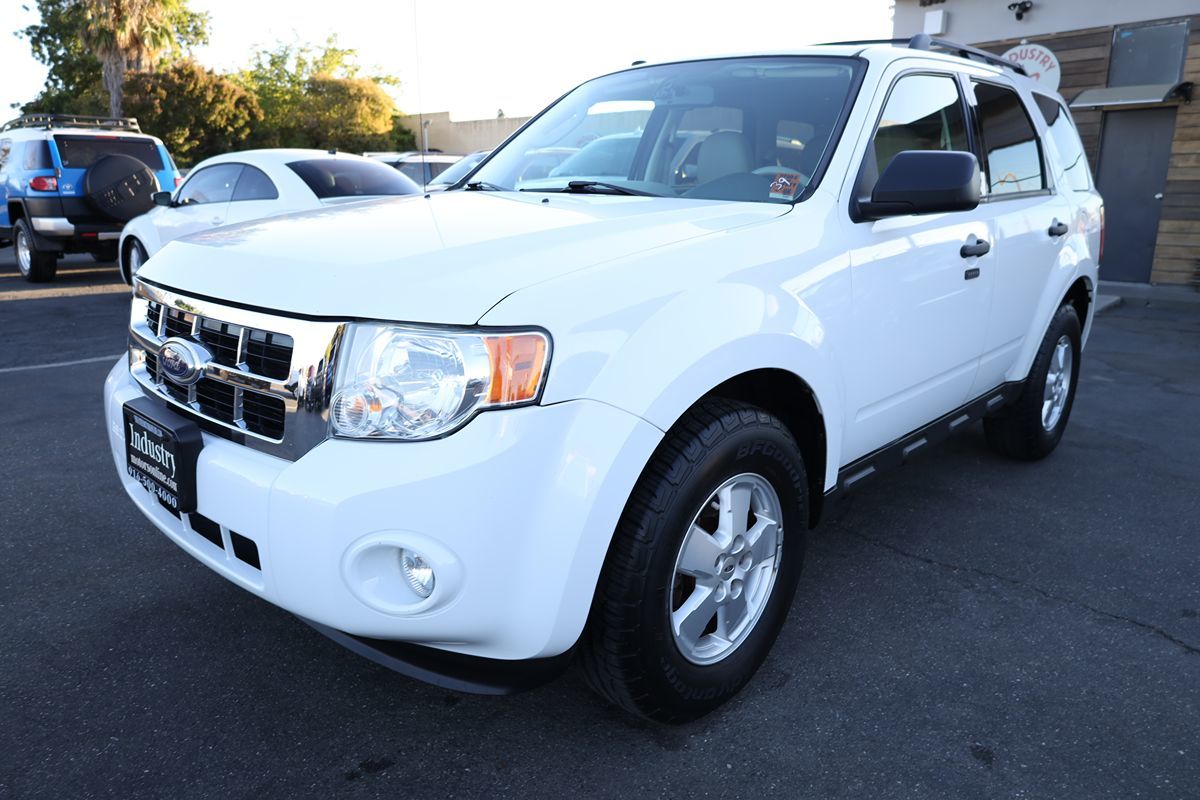 2010 Ford Escape XLT photo 20