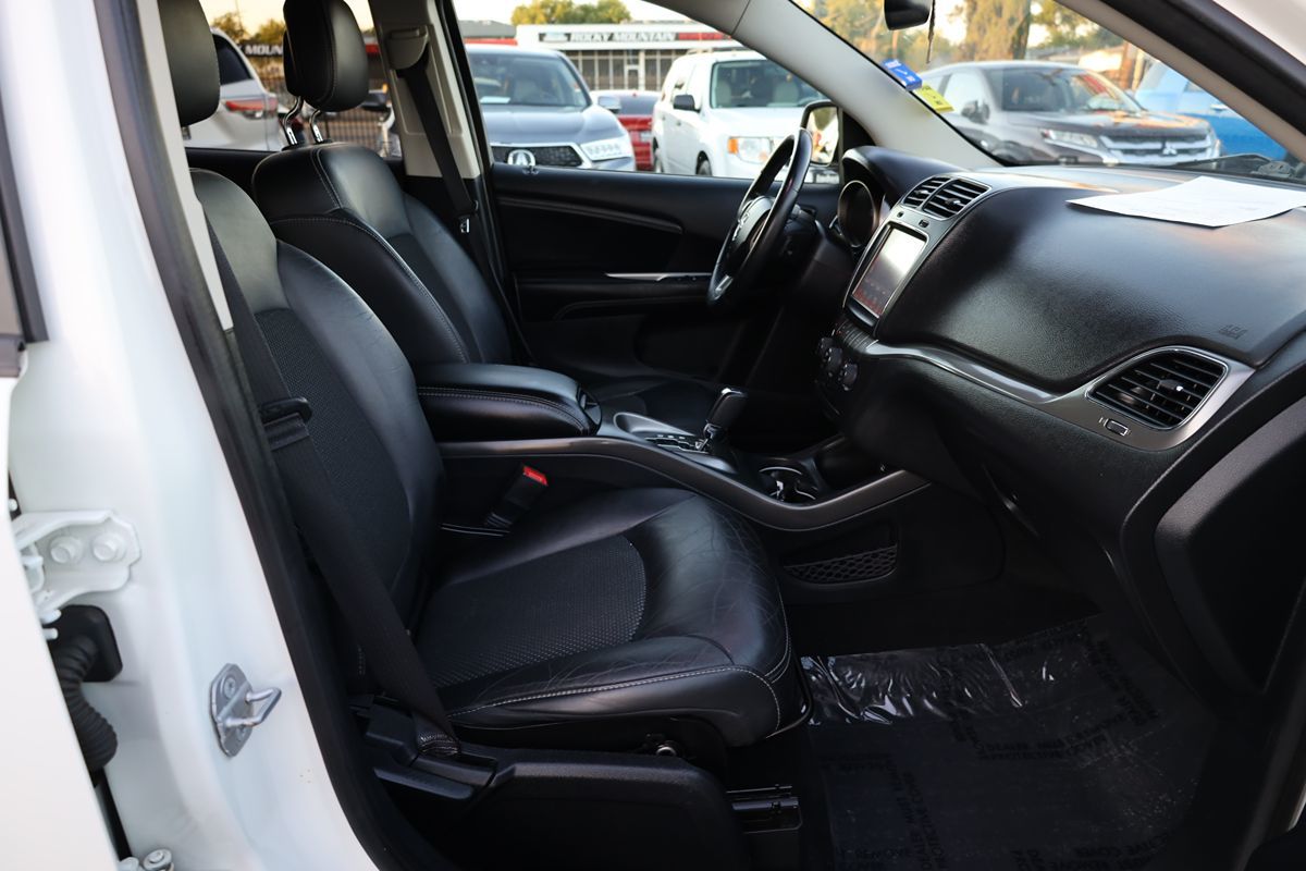 2014 Dodge Journey Crossroad photo 17