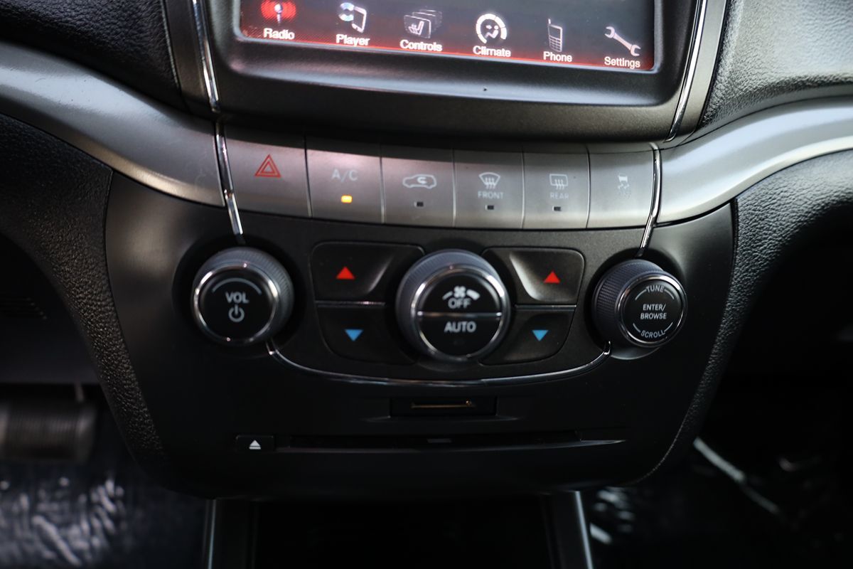 2014 Dodge Journey Crossroad photo 25