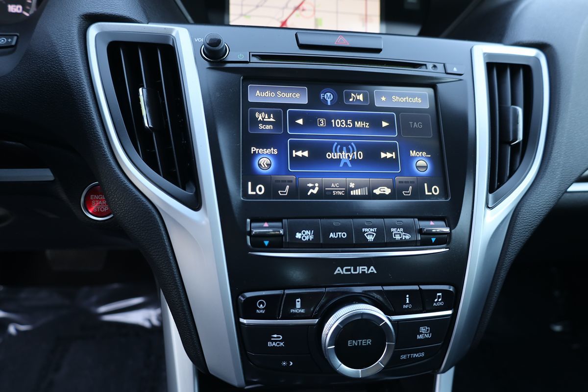 2015 Acura TLX Technology photo 22