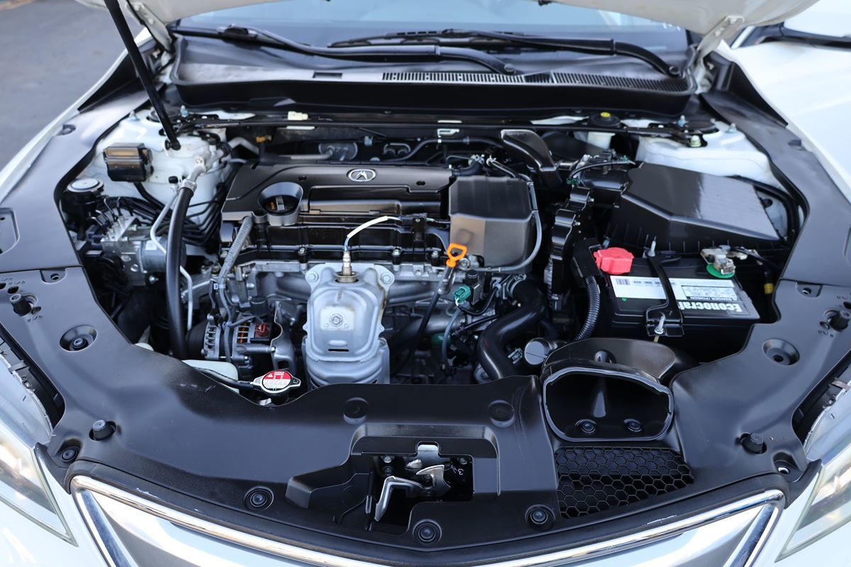 2015 Acura TLX Technology photo 31