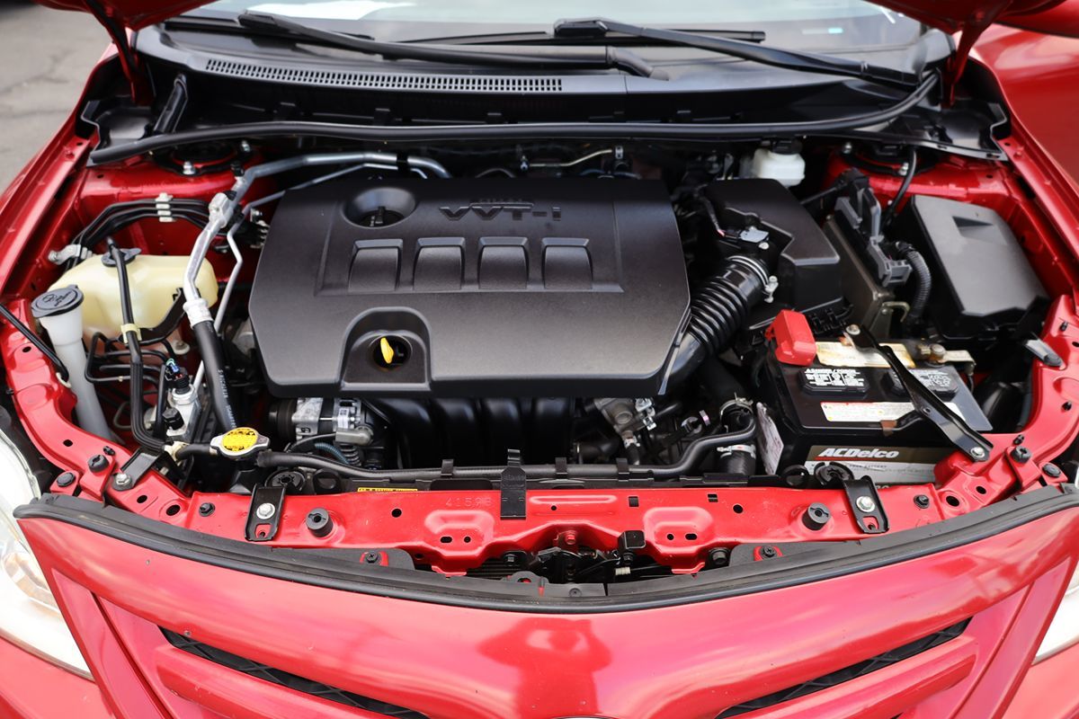 2012 Toyota Corolla LE photo 23