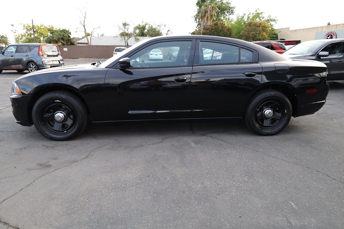 2011 Dodge Charger photo 4