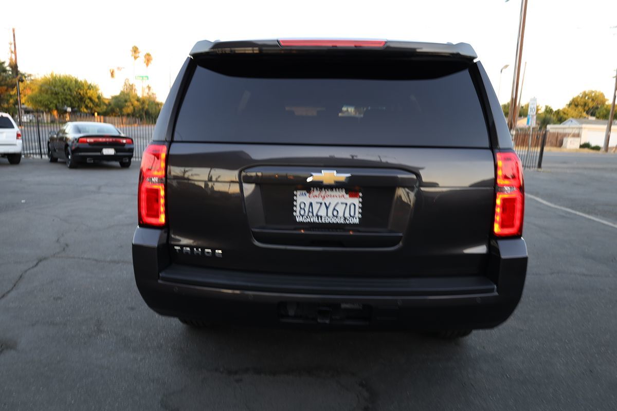 2016 Chevrolet Tahoe LT photo 5