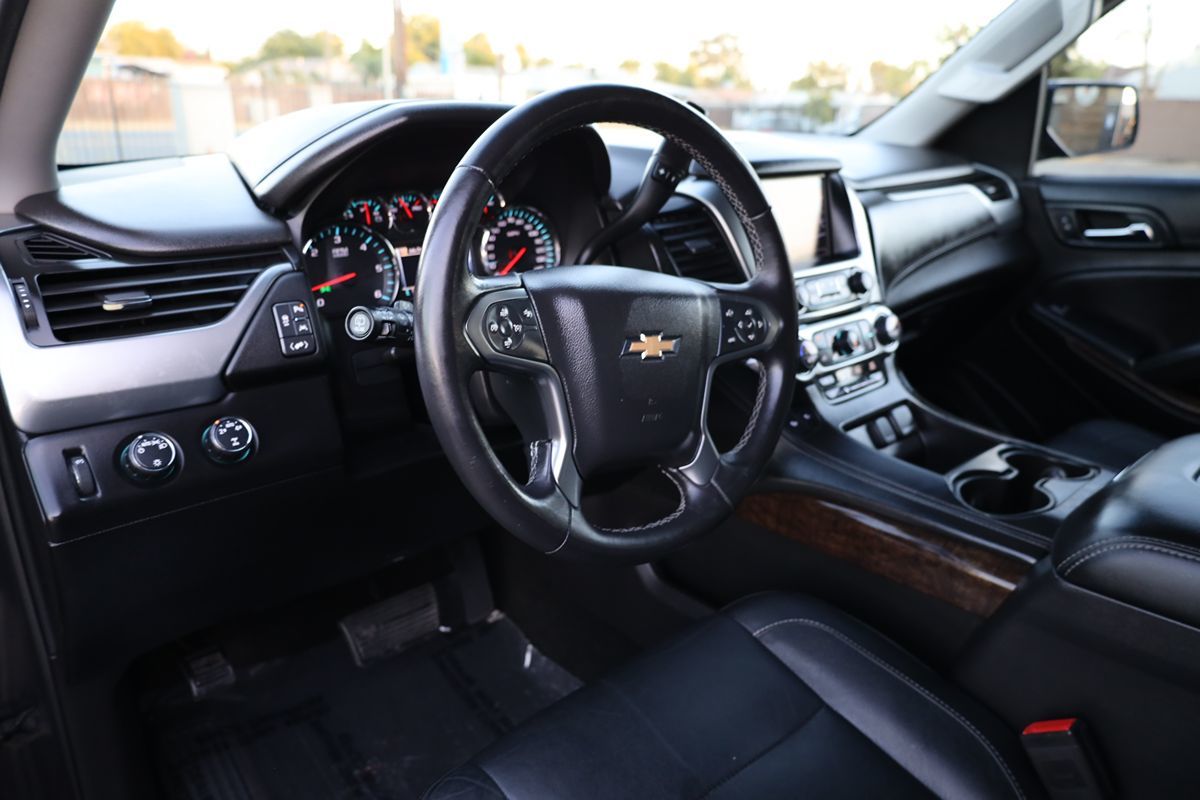2016 Chevrolet Tahoe LT photo 26