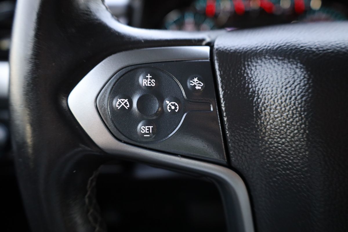 2016 Chevrolet Tahoe LT photo 30