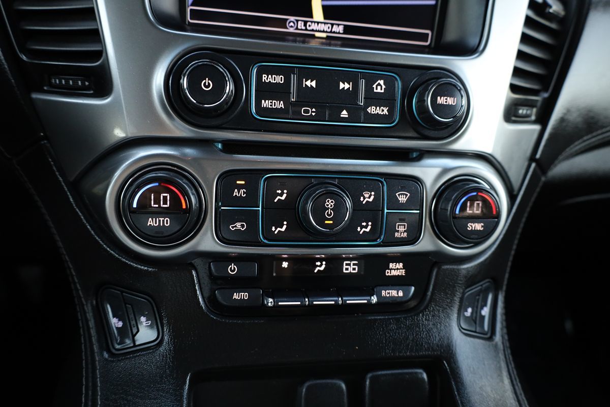2016 Chevrolet Tahoe LT photo 35