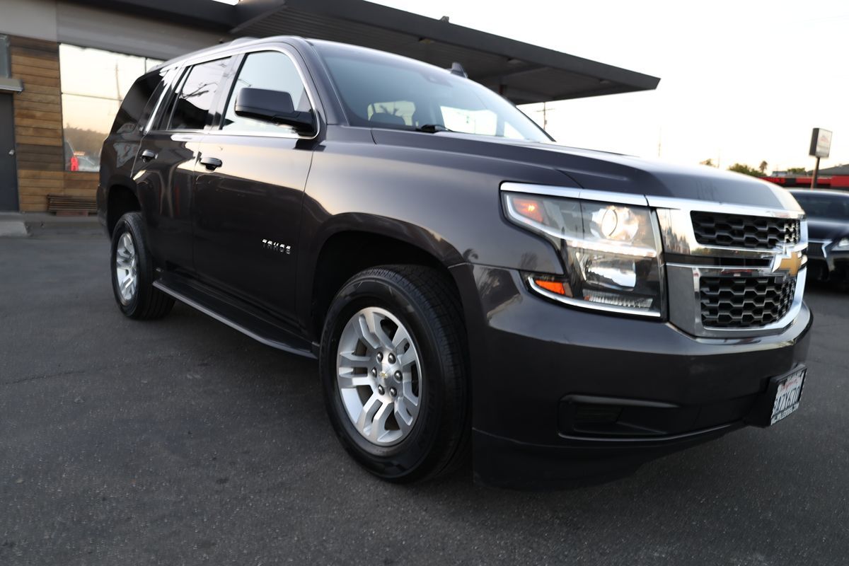 2016 Chevrolet Tahoe LT photo 42