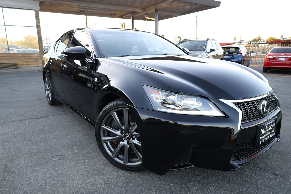 2015 Lexus GS 350 F SPORT photo 2