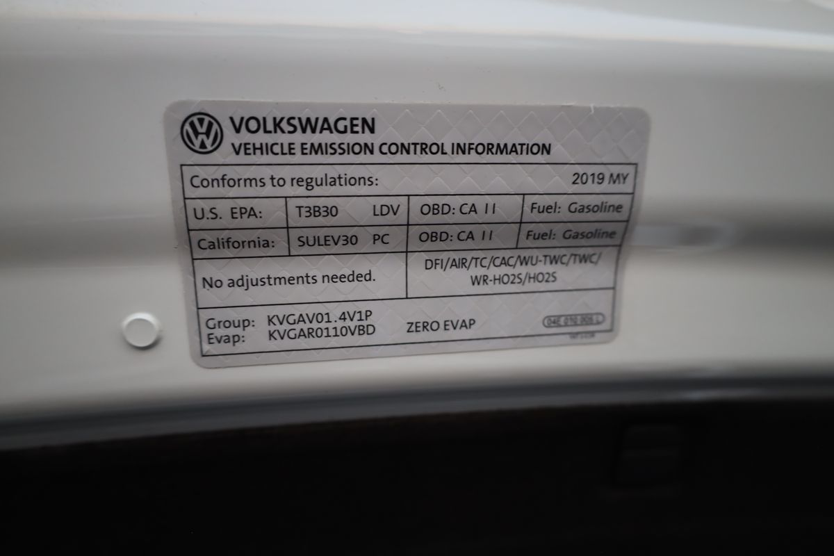 2019 Volkswagen Jetta SEL photo 32