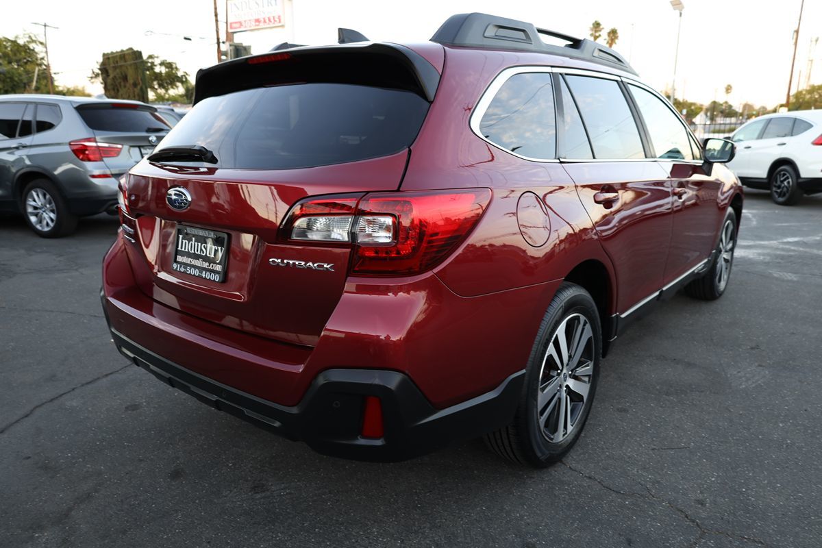 2019 Subaru Outback Limited photo 2