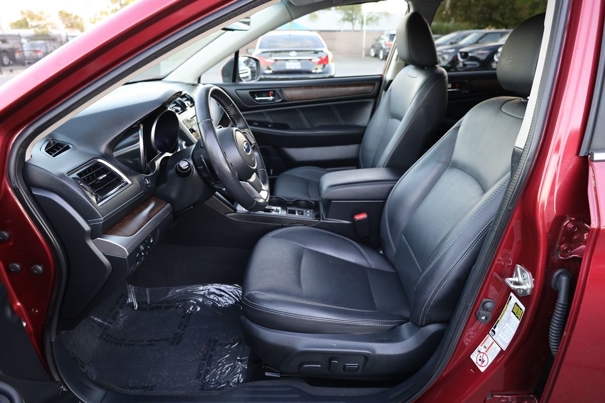2019 Subaru Outback Limited photo 9