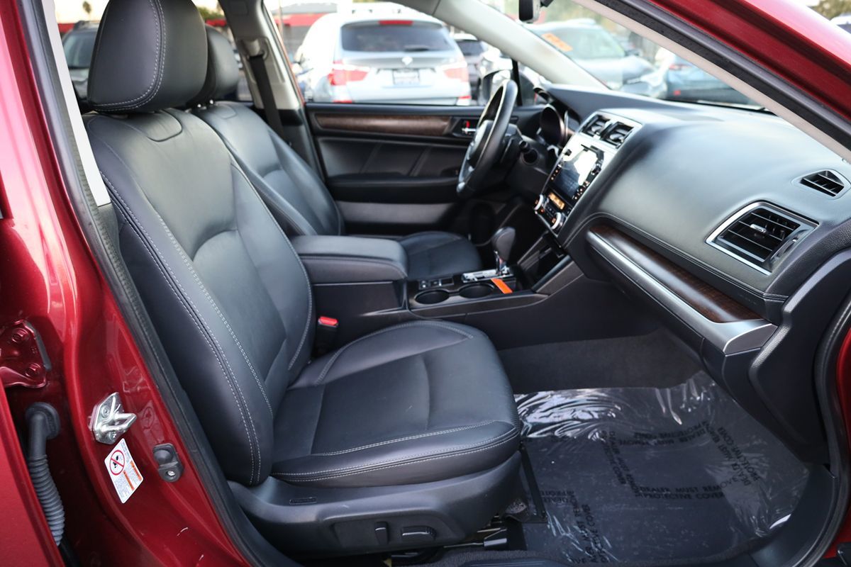 2019 Subaru Outback Limited photo 14