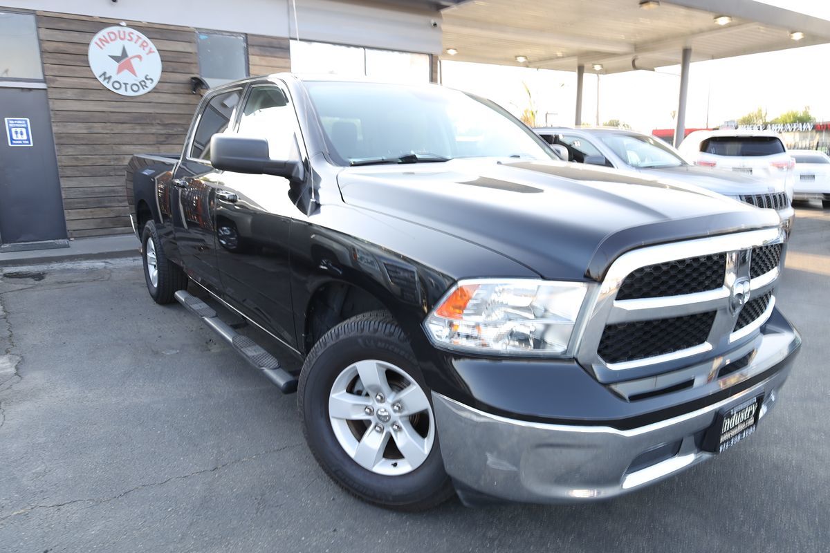 2019 Ram 1500 Classic SLT photo 2