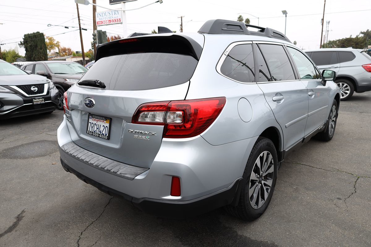 2016 Subaru Outback 2.5i photo 4