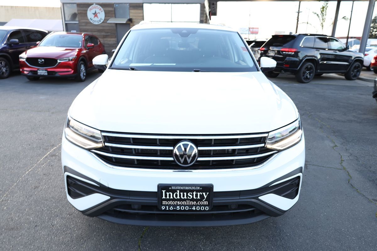2022 Volkswagen Tiguan SE - Photo 3