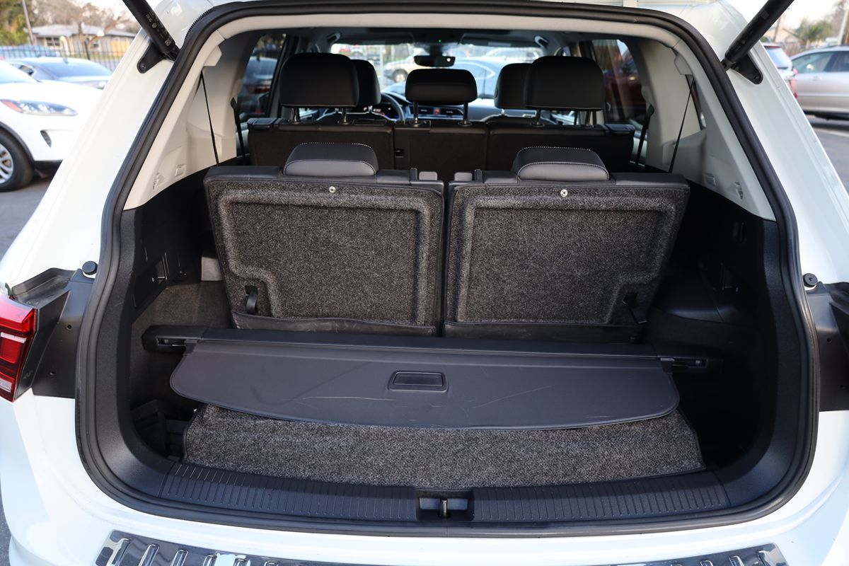 2022 Volkswagen Tiguan SE - Photo 13