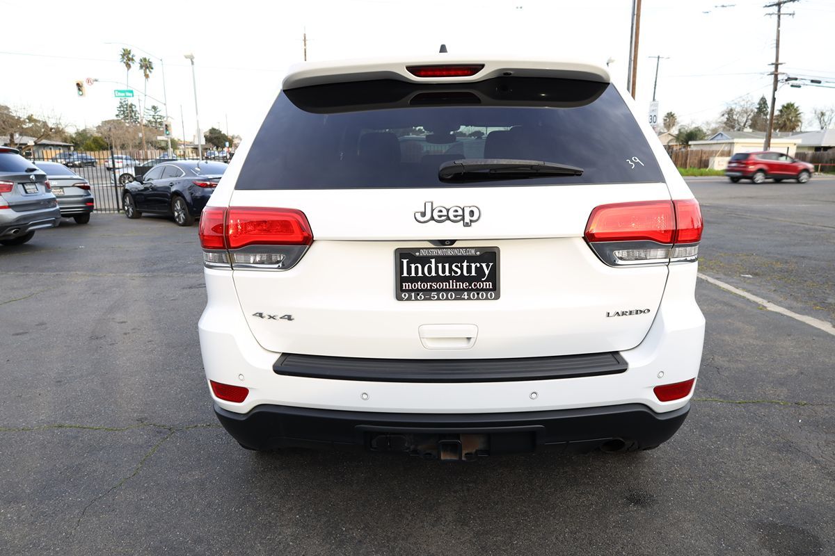 2017 Jeep Grand Cherokee Laredo E - Photo 5