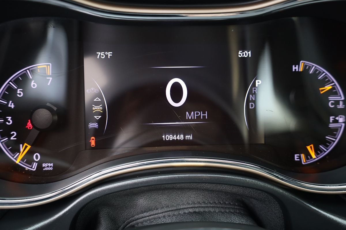2017 Jeep Grand Cherokee Laredo E - Photo 24