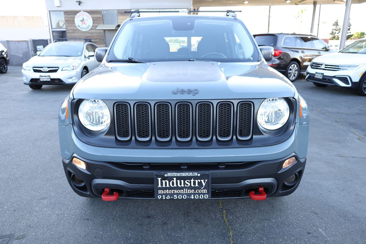 2015 Jeep Renegade Trailhawk - Photo 3