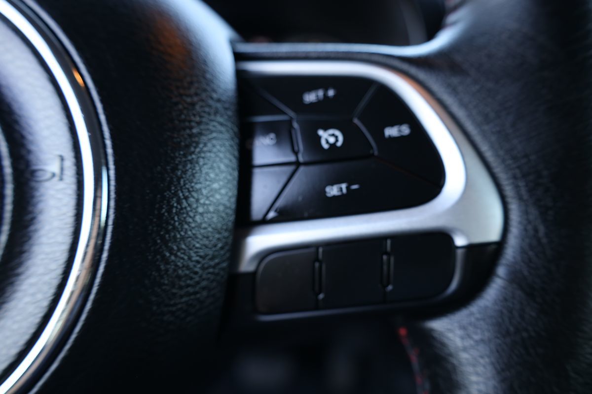 2015 Jeep Renegade Trailhawk - Photo 22