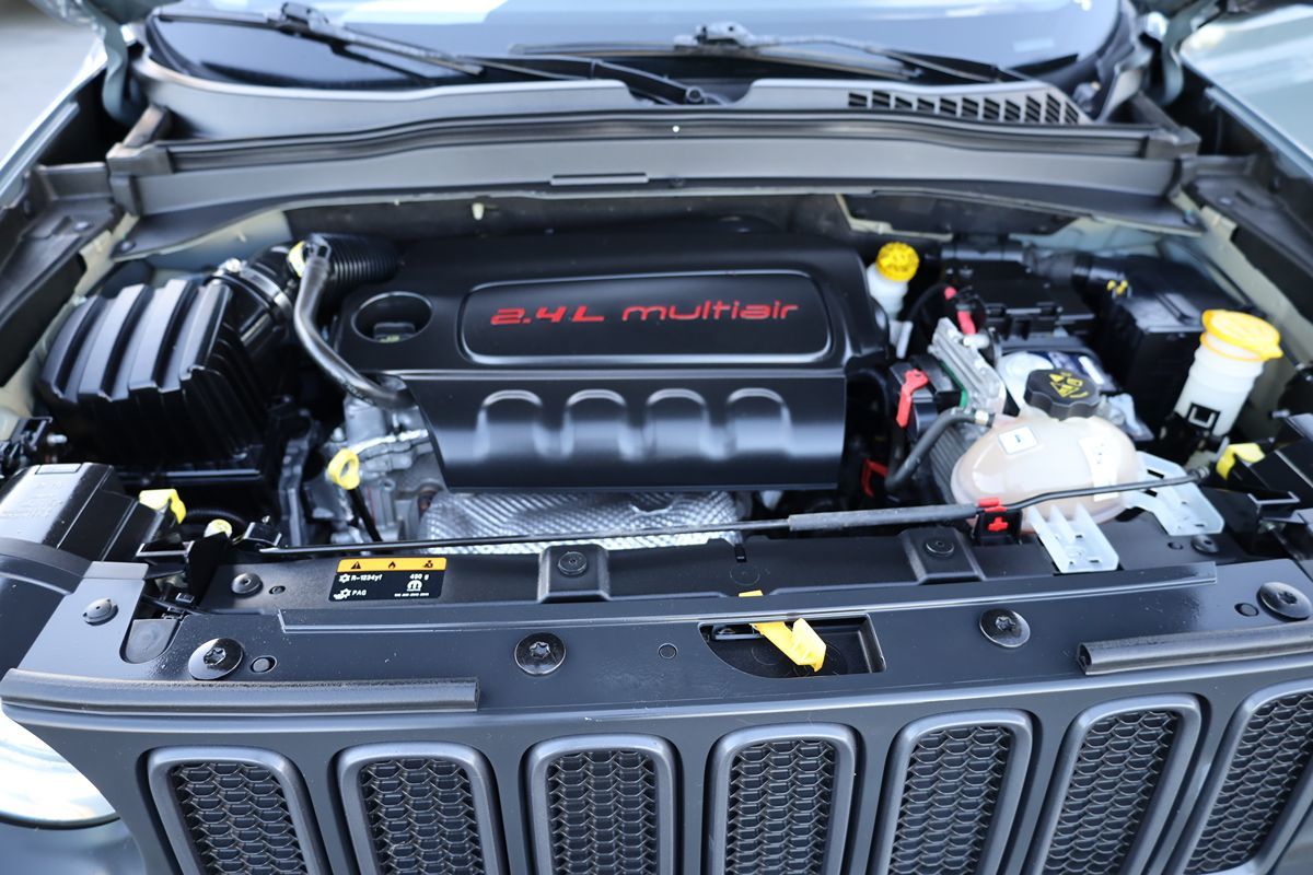 2015 Jeep Renegade Trailhawk - Photo 30
