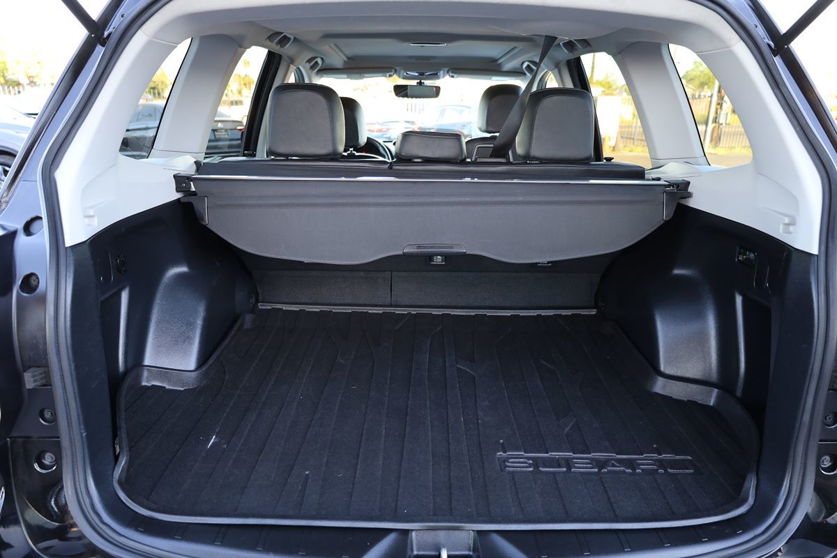 2017 Subaru Forester XT Premium - Photo 13