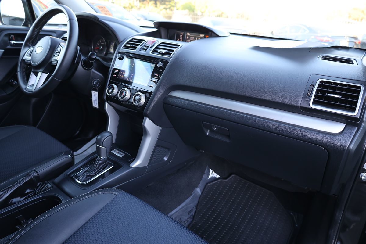 2017 Subaru Forester XT Premium - Photo 17