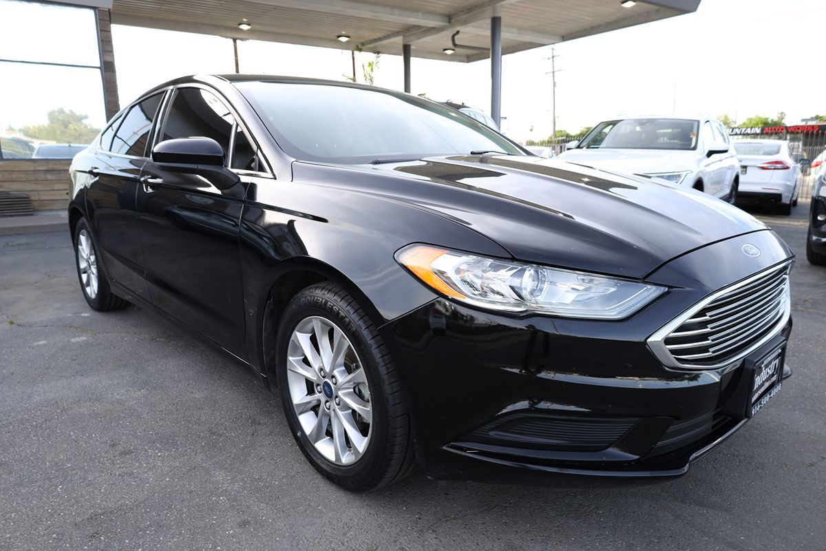 2017 Ford Fusion SE - Photo 31