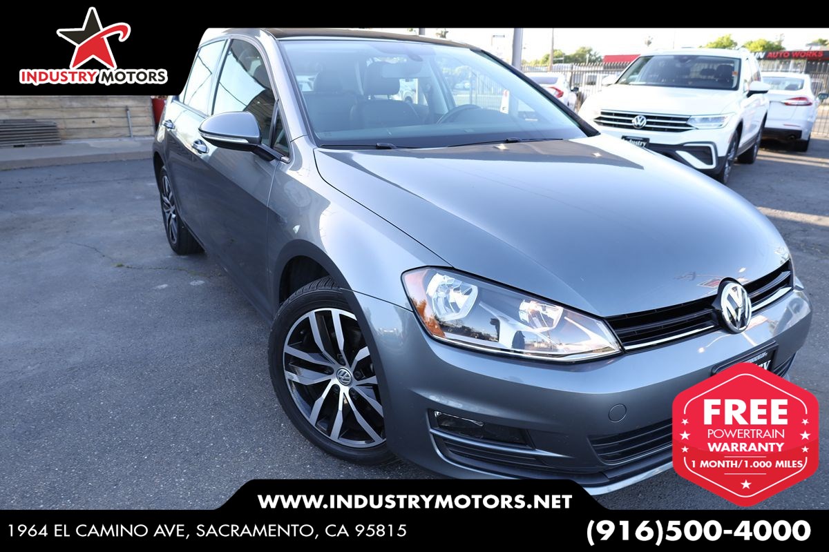 2017 Volkswagen Golf TSI SE 4-Door Auto's photo