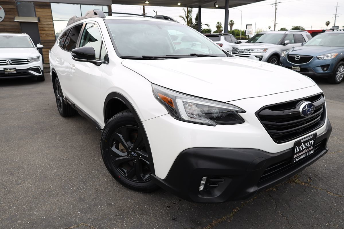 2020 Subaru Outback Onyx Edition - Photo 2