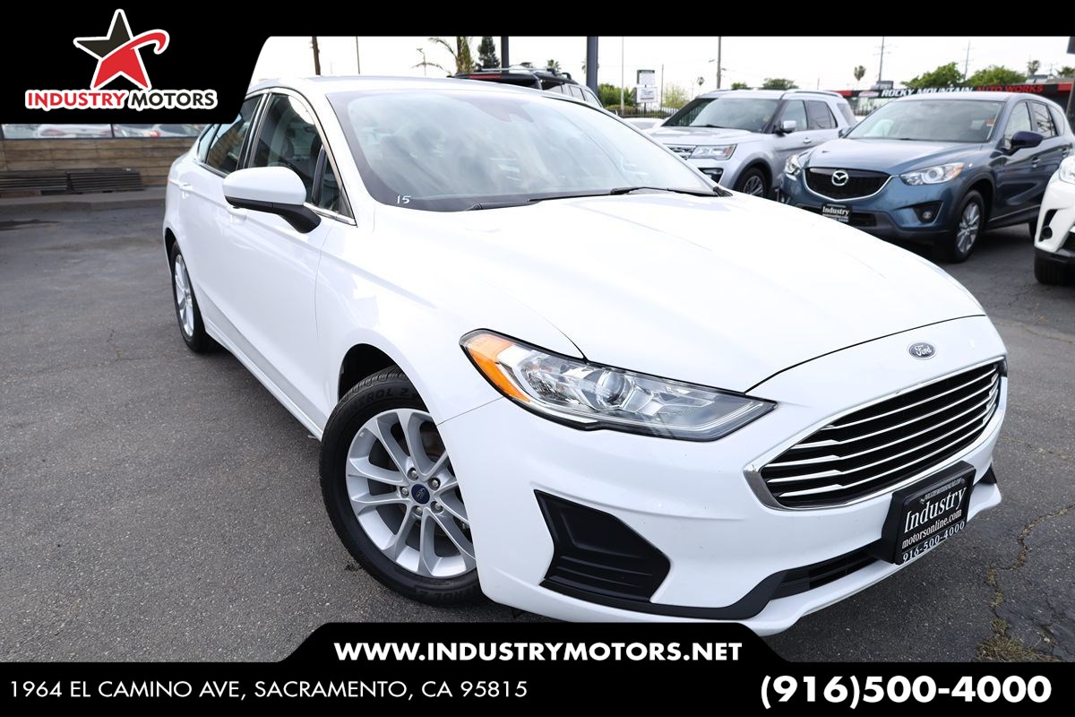 2020 Ford Fusion SE FWD's photo