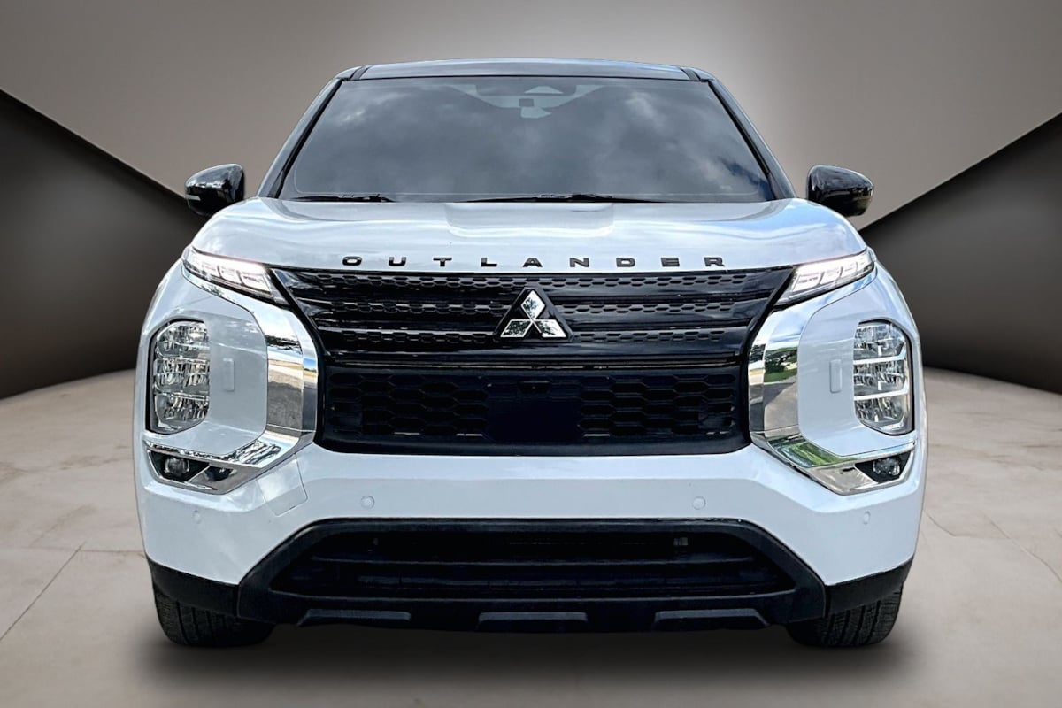 2023 Mitsubishi Outlander SE RALLIART - Photo 3