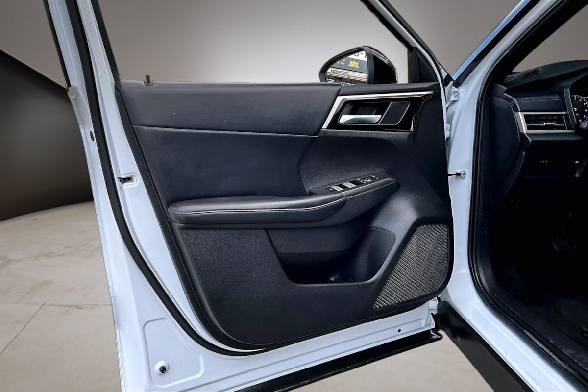2023 Mitsubishi Outlander SE RALLIART - Photo 19