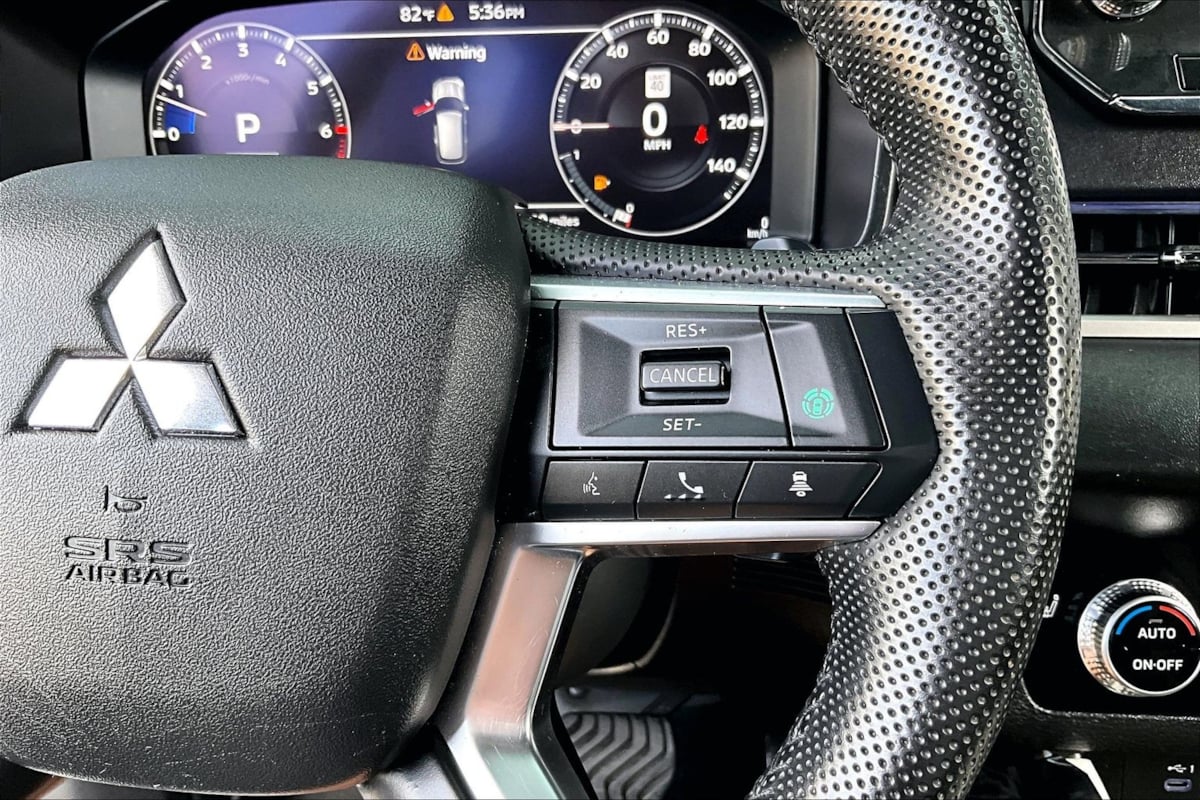 2023 Mitsubishi Outlander SE RALLIART - Photo 11