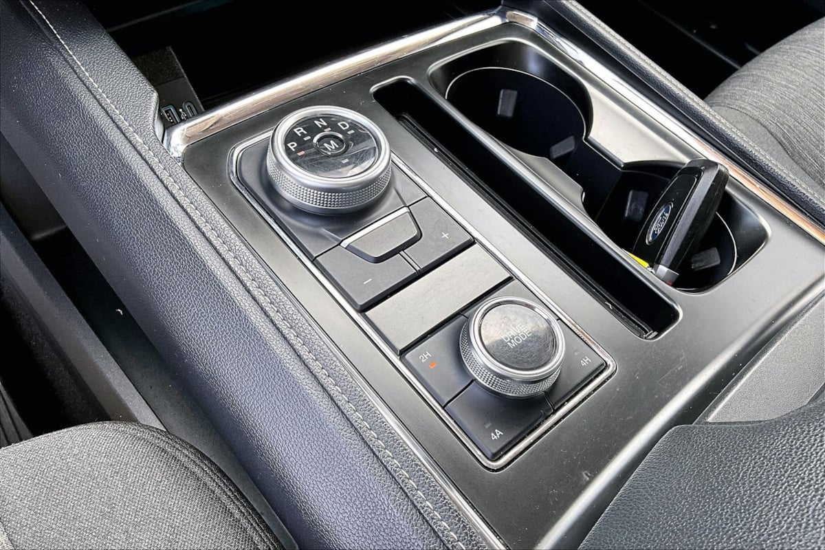 2022 Ford Expedition XLT - Photo 17