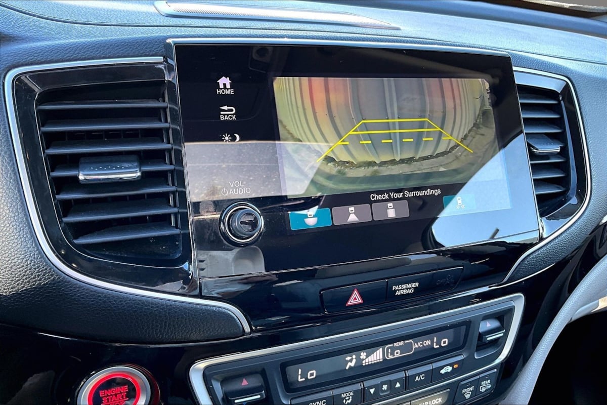 Honda Pilot photo 13