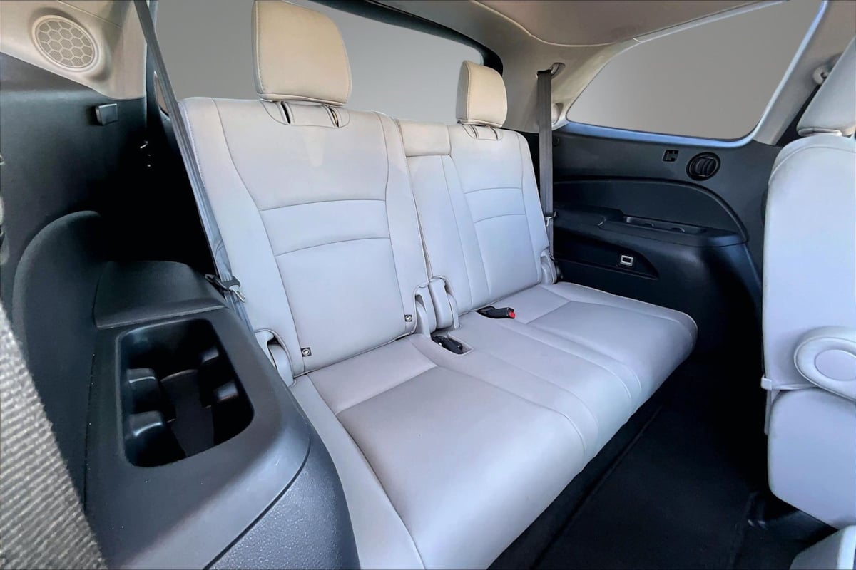 Honda Pilot photo 25