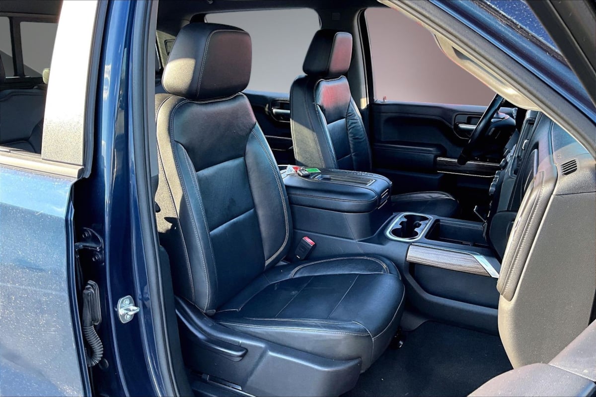 Chevrolet Silverado photo 29