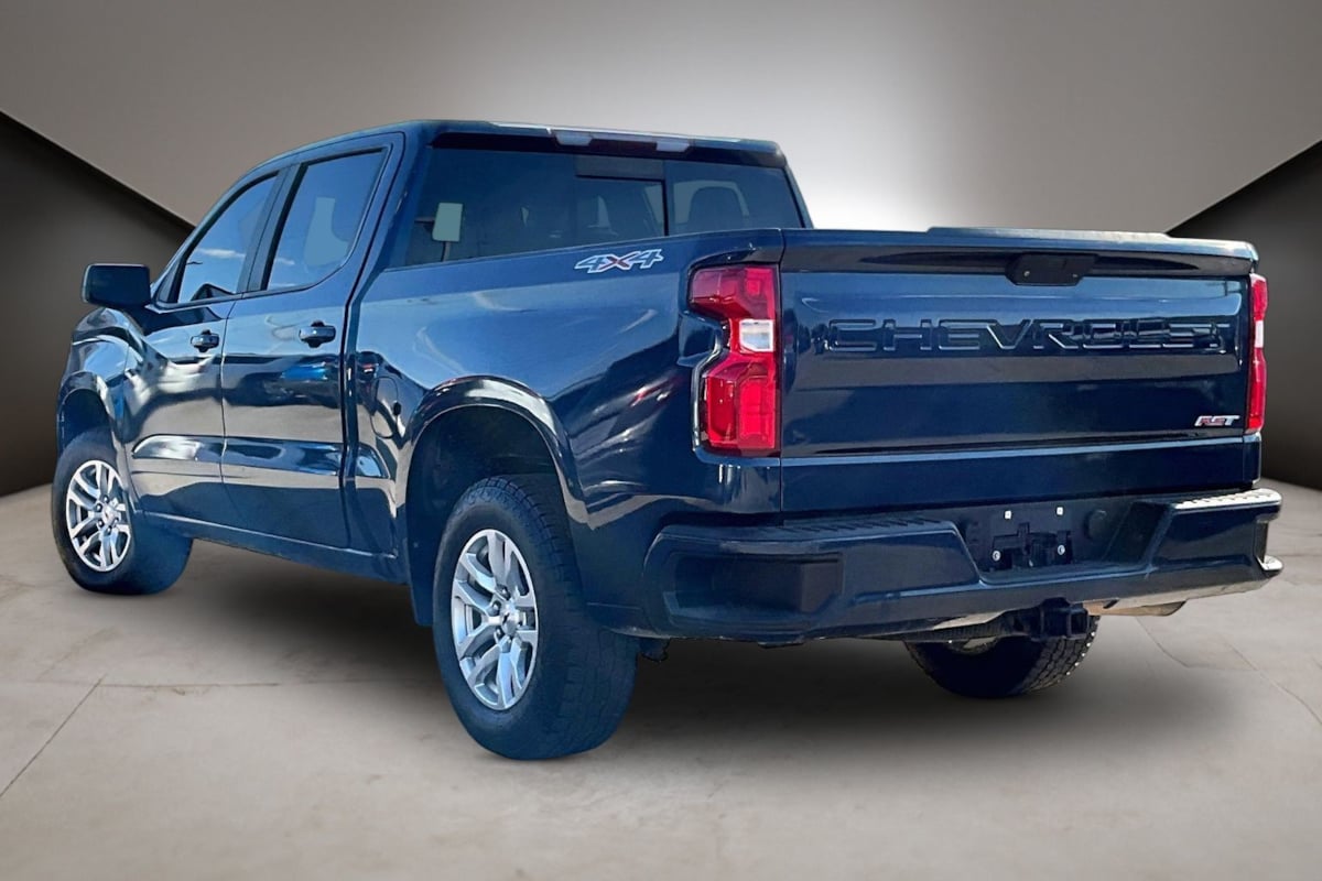 Chevrolet Silverado photo 4