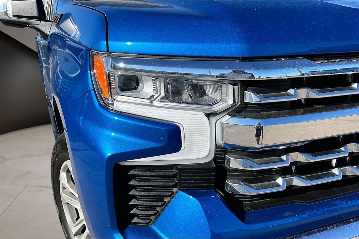 Chevrolet Silverado photo 30