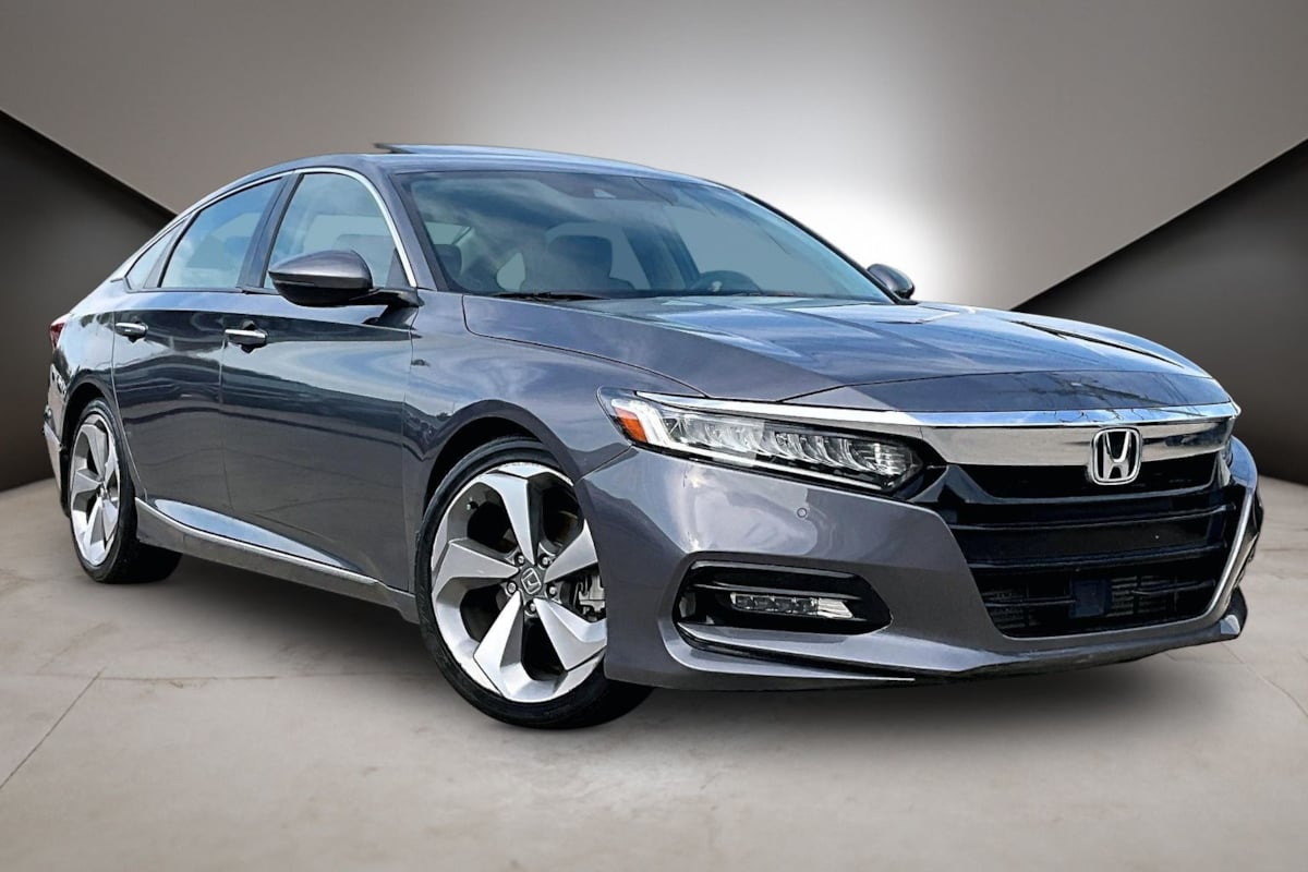 Honda Accord photo 2