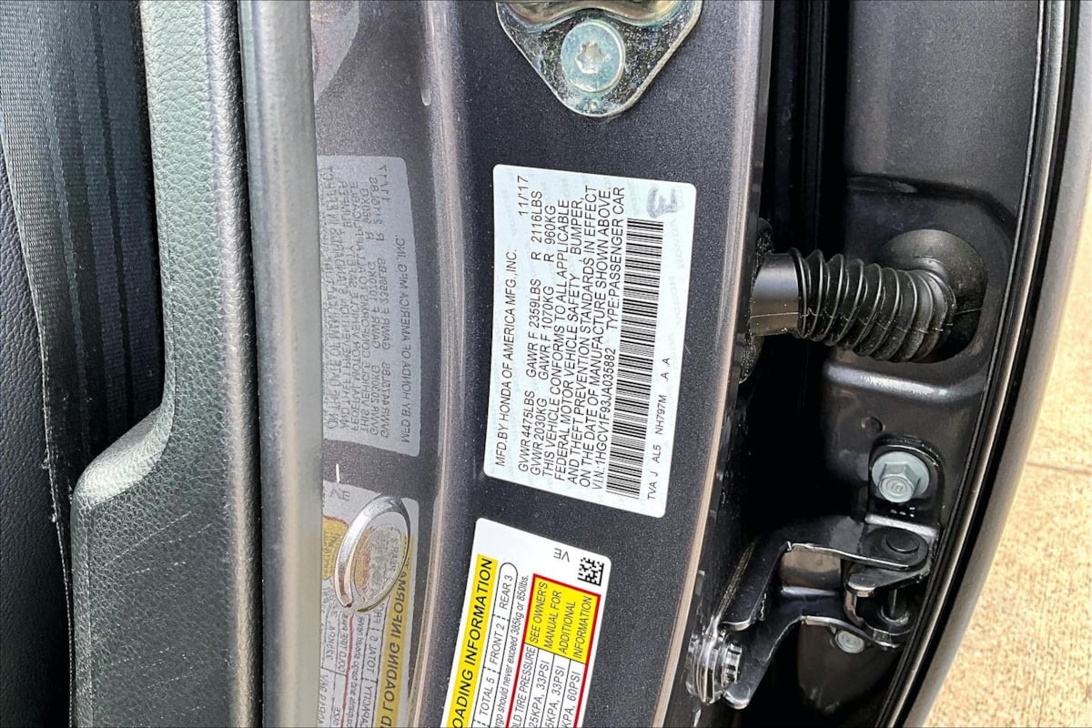 Honda Accord photo 18