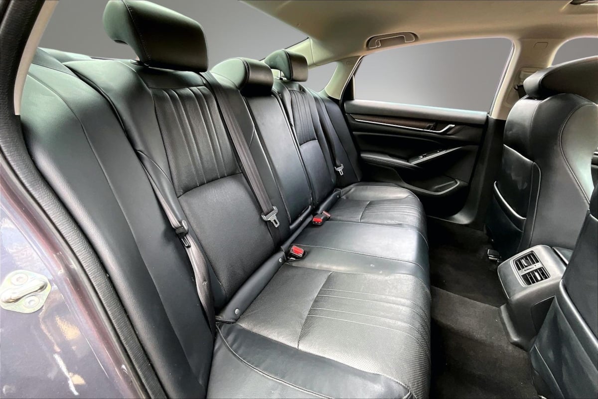 Honda Accord photo 24