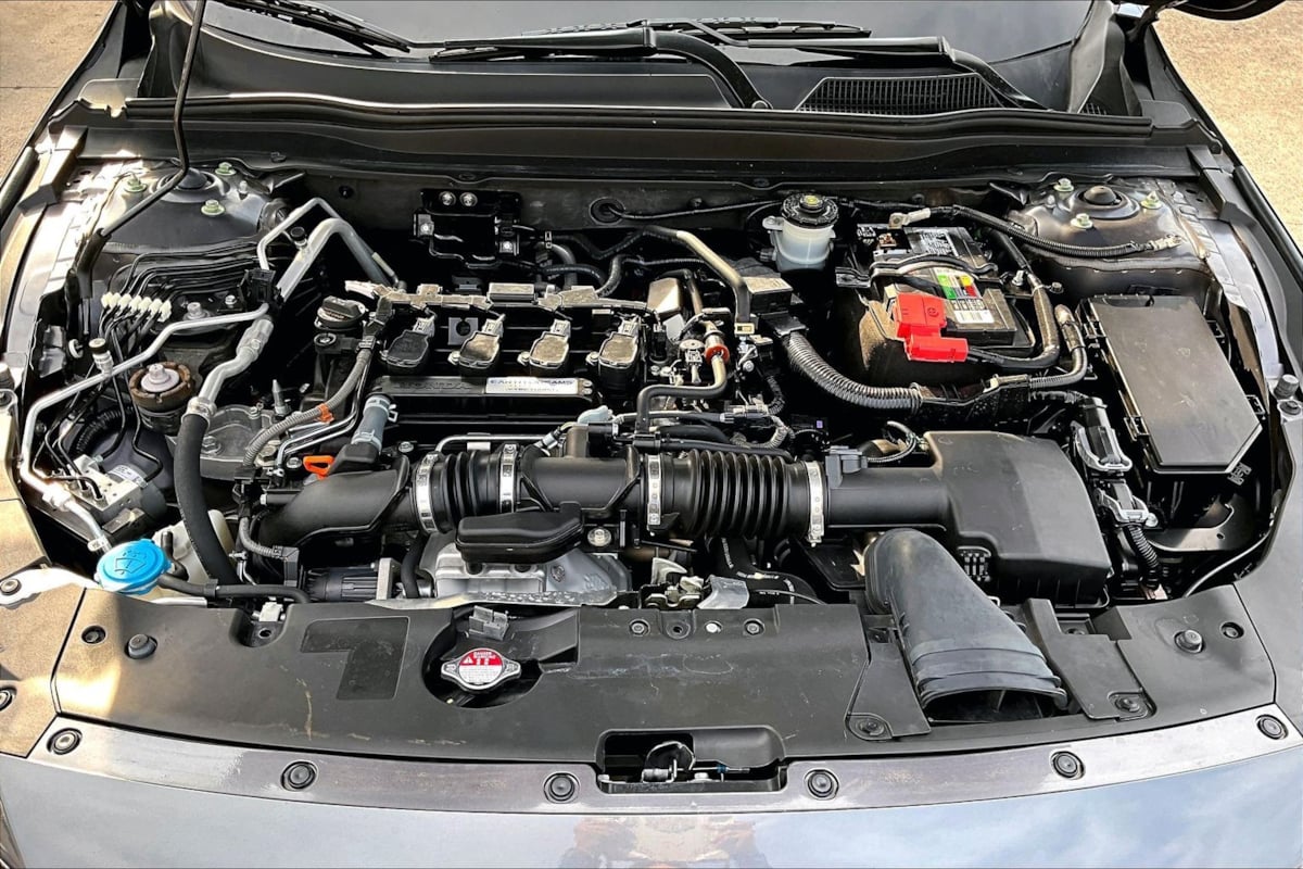 Honda Accord photo 29