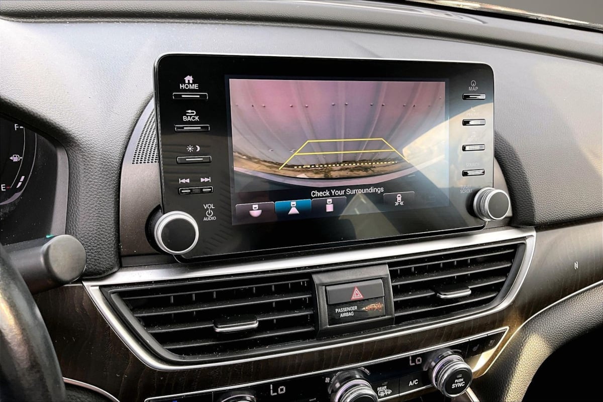 Honda Accord photo 13